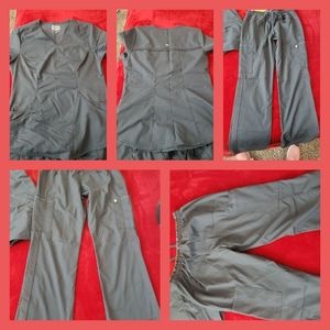 Scrubs set  pewter  cherokee  luxe sport